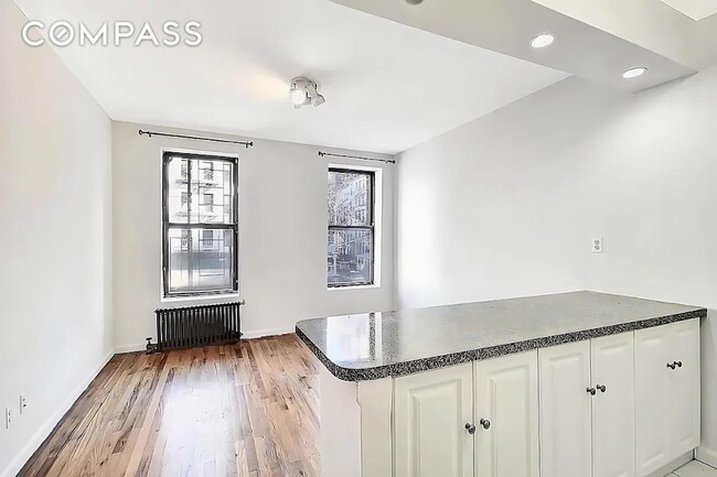 property at 422 Amsterdam Ave