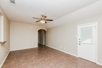 2440 Echo Point Dr in Fort Worth, TX - Building Photo - Building Photo