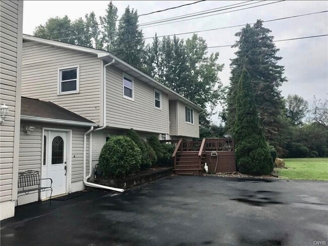 7776 Thompson Rd, Unit Upper unit, Unit Upper unit