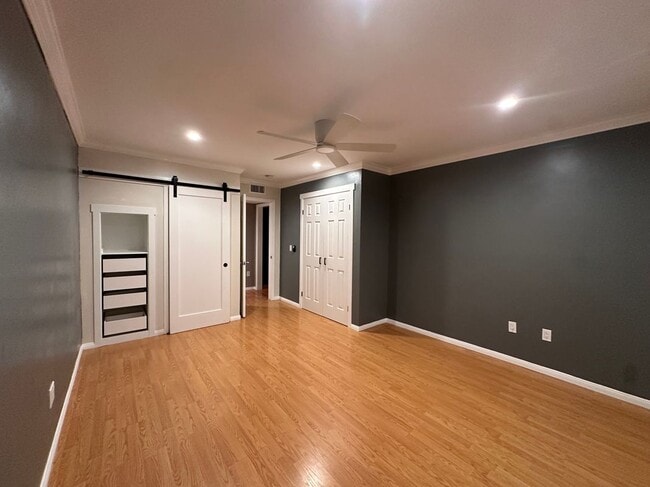 6600 Warner Ave in Huntington Beach, CA - Foto de edificio - Building Photo