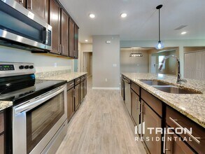 500 Pinecrest Loop in Davenport, FL - Building Photo - Building Photo