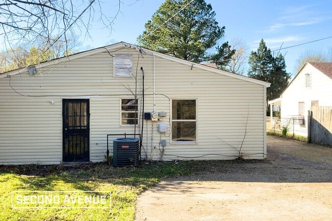 1162 Bradley St in Memphis, TN - Building Photo - Building Photo