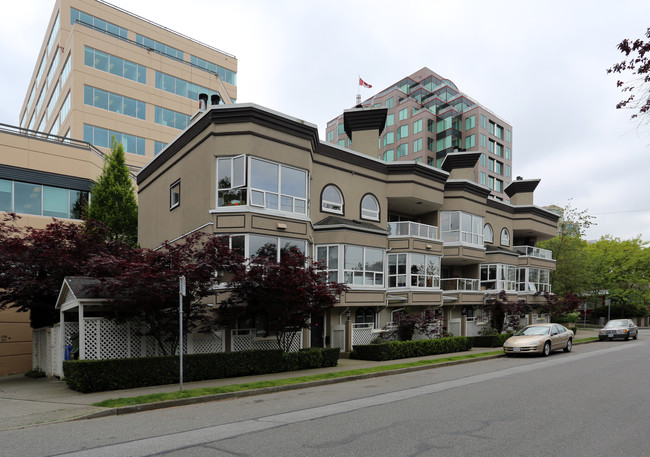 Fairview Point in Vancouver, BC - Building Photo - Building Photo