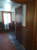 76 Aspen St in Ware, MA - Building Photo