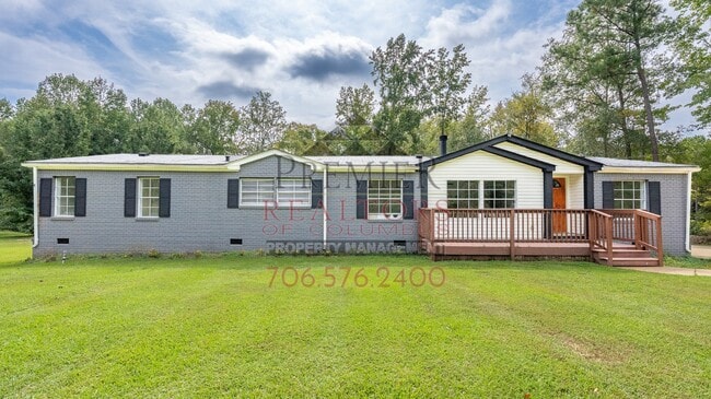 property at 112 Huff Rd
