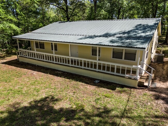 property at 20571 Lodge Rd