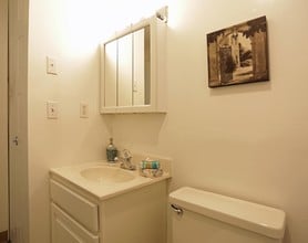 Autumn Ridge in East Haven, CT - Foto de edificio - Interior Photo