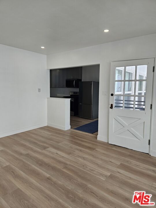 841 Haverford Ave in Los Angeles, CA - Building Photo - Building Photo