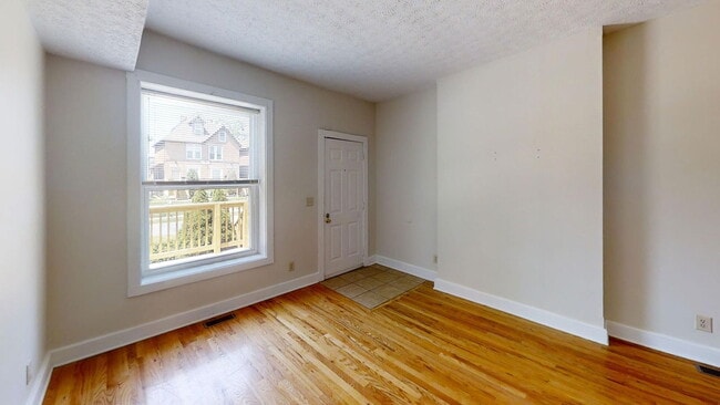 property at 1372 Indianola Ave