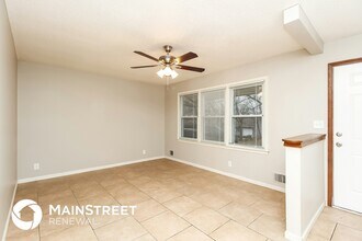 8617 E 114th Terrace in Kansas City, MO - Foto de edificio - Building Photo