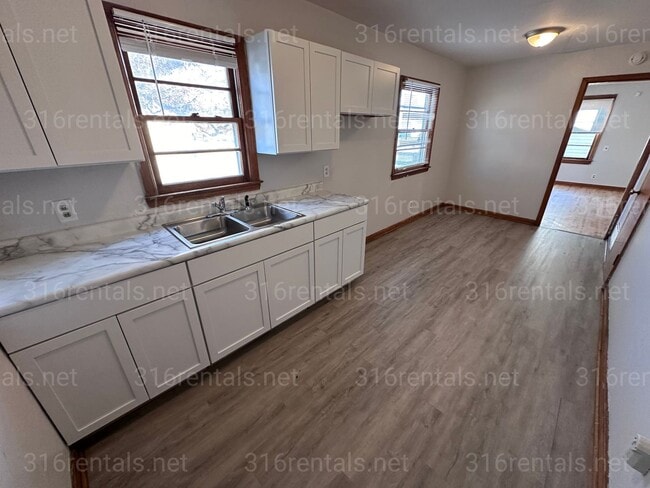 2413 N Prince Ave in Wichita, KS - Building Photo - Building Photo