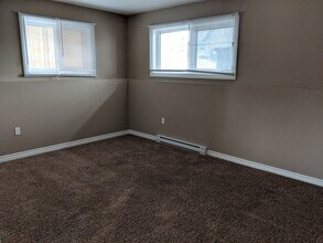 1828-1884 84 Ave in Dawson Creek, BC - Building Photo - Building Photo