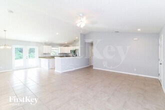 9103 Anita Ave in Englewood, FL - Building Photo - Building Photo