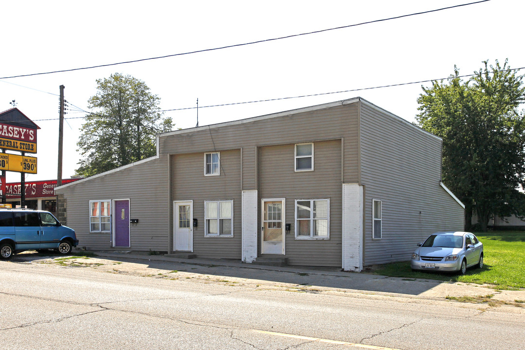 500 E Central St in Benld, IL - Building Photo