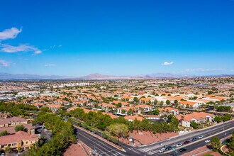 Horizons at Seven Hills in Henderson, NV - Building Photo - Building Photo