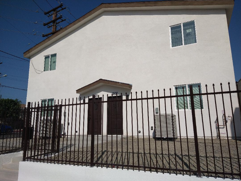 3805 E Hammel St in Los Angeles, CA - Building Photo