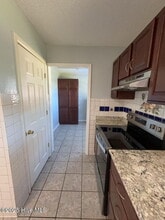 304 Royal Dr in Jacksonville, NC - Building Photo - Building Photo