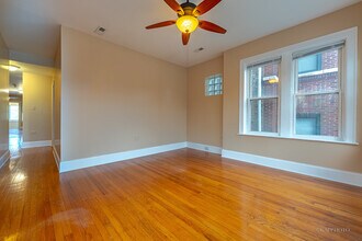 6819 S Ridgeland Ave in Chicago, IL - Building Photo - Building Photo