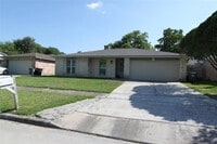 13819 Clark Towne Rd