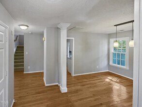 4013 Ellisfield Dr in Durham, NC - Foto de edificio - Building Photo