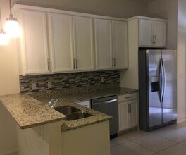 9377 Meadow Hunt Way in Winter Garden, FL - Building Photo - Building Photo