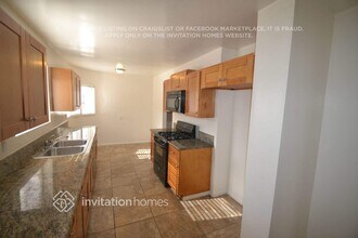 8900 S 11th Ave in Inglewood, CA - Building Photo - Building Photo