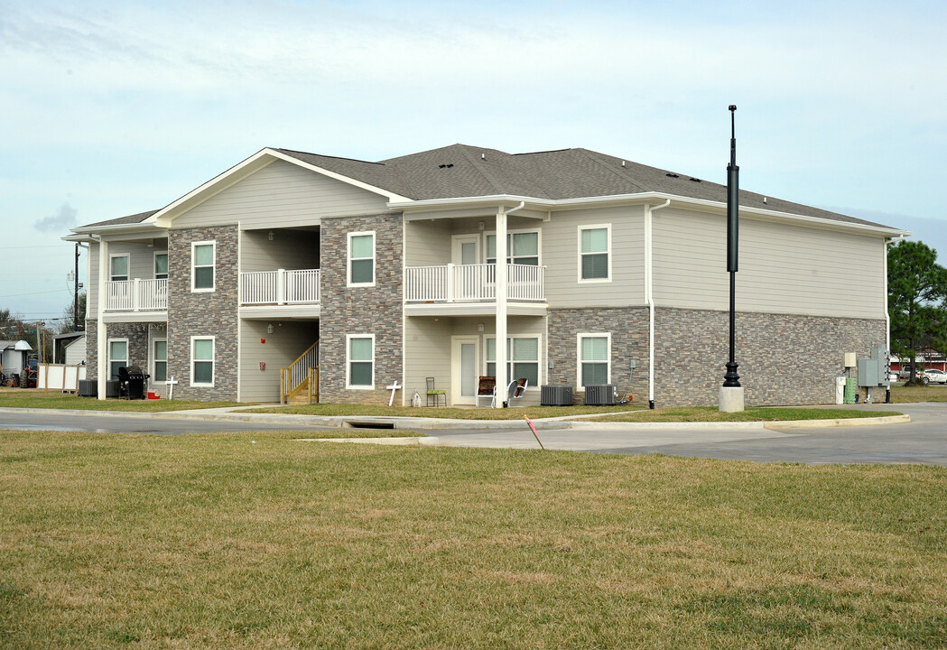 Citrus Cove Apartments in Bridge City, TX - Building Photo