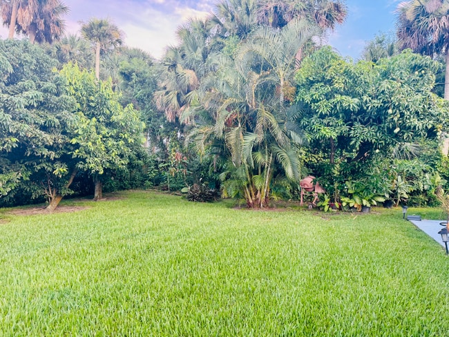 3601 SW Ballweg St in Port St. Lucie, FL - Building Photo - Building Photo