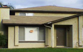 1214 Post St in Redlands, CA - Building Photo