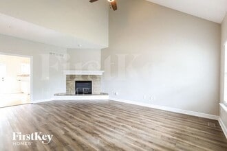 800 Red Maple Dr in Liberty, MO - Building Photo - Building Photo