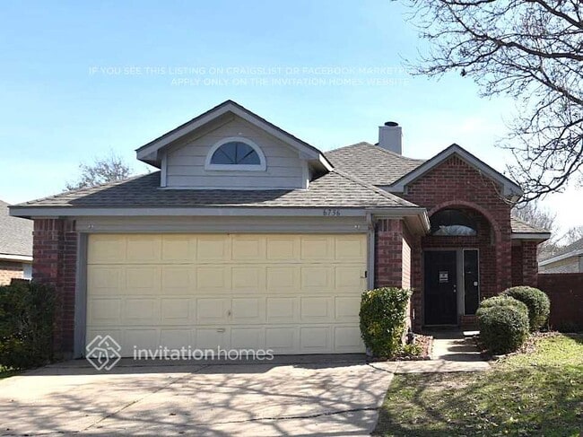 6736 Driffield Cir E