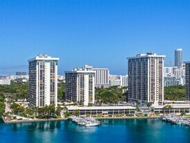 1915 Brickell Ave, Unit 1407 in Miami, FL - Building Photo