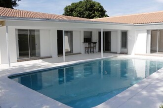 9 Burning Tree Ln in Boca Raton, FL - Building Photo - Building Photo
