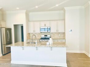 6217 Lake Edge Dr in Baton Rouge, LA - Building Photo - Building Photo