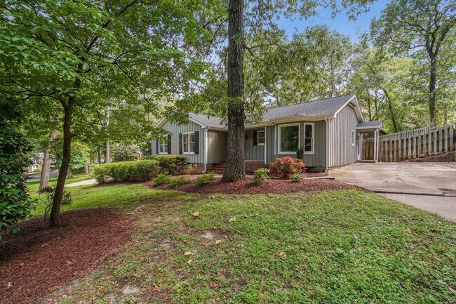 7445 Deer Track Dr in Raleigh, NC - Building Photo - Building Photo
