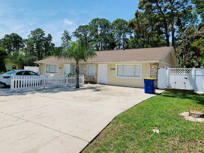 2710 Fern Palm Dr, Unit 2708