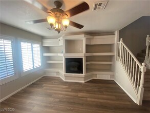 7255 Diamond Canyon Ln in Las Vegas, NV - Building Photo - Building Photo