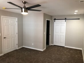 1355 Charleston Ave, Unit 6 in Huntington, WV - Foto de edificio - Building Photo