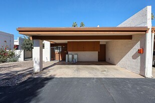 312 E Patrician Dr in Tempe, AZ - Building Photo