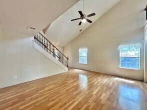 1209 Tea Leaf Dr in Pflugerville, TX - Building Photo - Building Photo