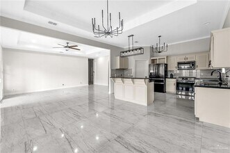 1104 N Boston College Dr in Edinburg, TX - Building Photo - Building Photo