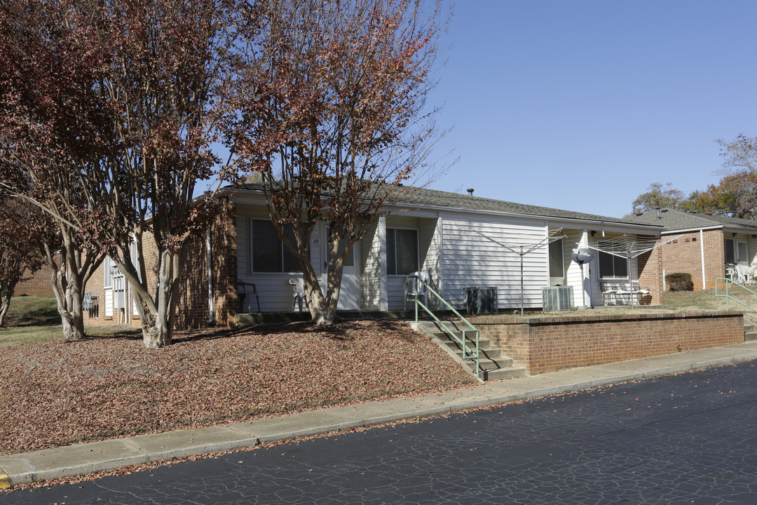 JC Bull Apartments in Spartanburg, SC - Building Photo