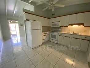 394 N Spring Lake Blvd NW in Port Charlotte, FL - Building Photo - Building Photo