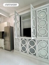 216 E 52nd St in New York, NY - Building Photo - Building Photo