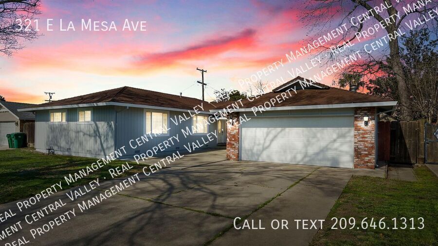 321 E La Mesa Ave in Stockton, CA - Building Photo