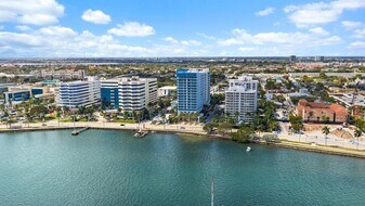 1551 N Flagler Dr, Unit Ph L7 in West Palm Beach, FL - Building Photo