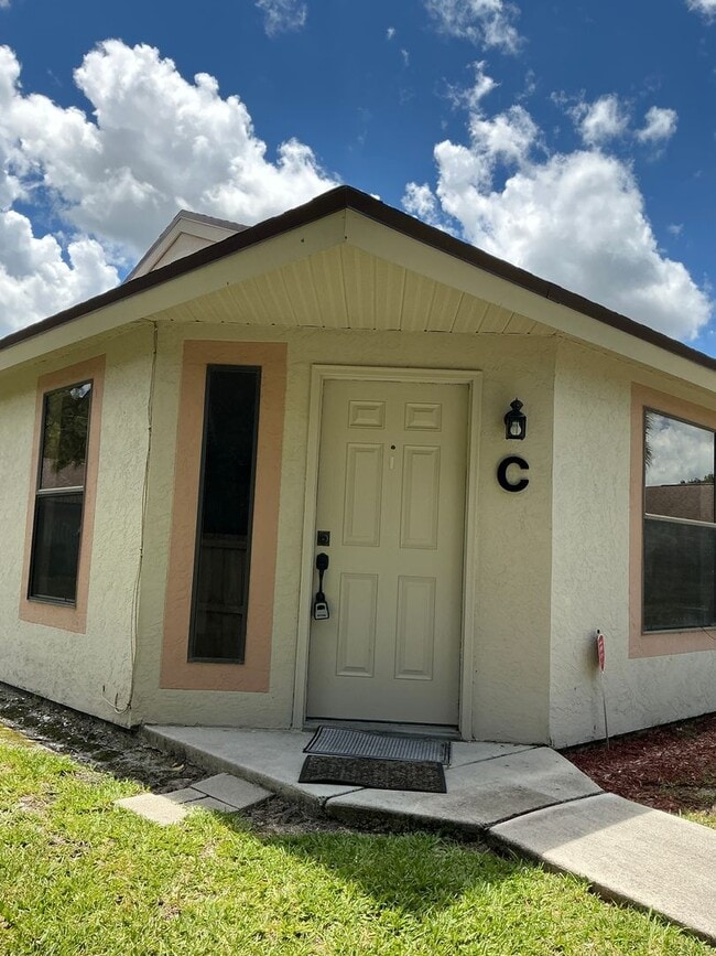 property at 2820 Stoneway Ln
