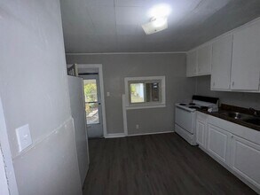 117-117-117-112 W 30th St in Lorain, OH - Building Photo - Building Photo