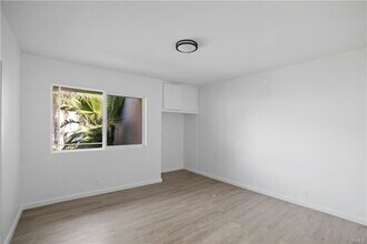 20554 Valerio St in Los Angeles, CA - Building Photo - Building Photo