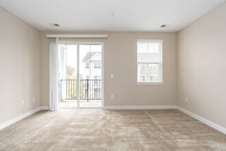The Townes at Mill Run Apartments in Owings Mills, MD - Building Photo - Interior Photo